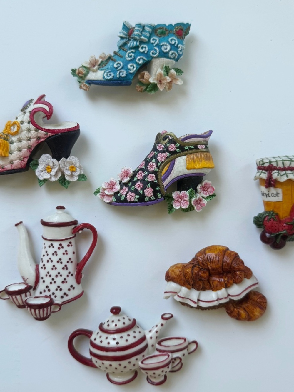 LOT of 7 VTG / Assorted Miniature Kitchen & Home Refrigerator Magnets *DETAILED*